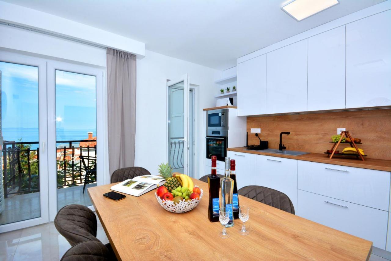 Apartments Radeljic Podstrana Buitenkant foto