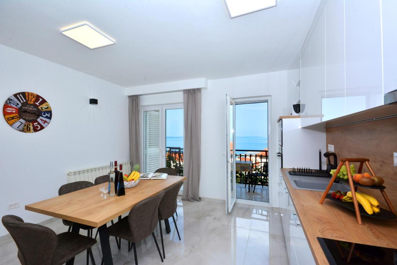 Apartments Radeljic Podstrana Buitenkant foto