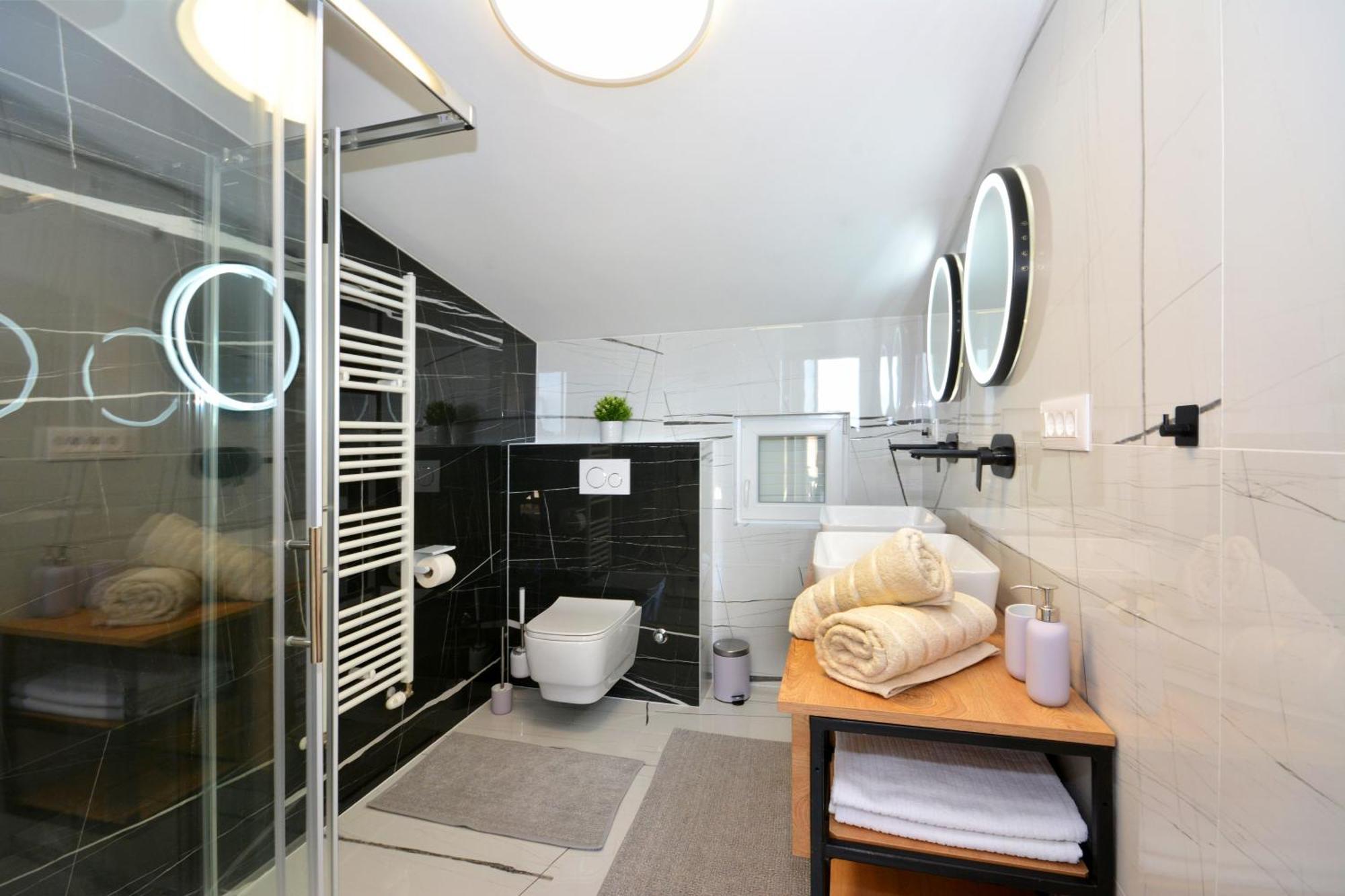 Apartments Radeljic Podstrana Buitenkant foto
